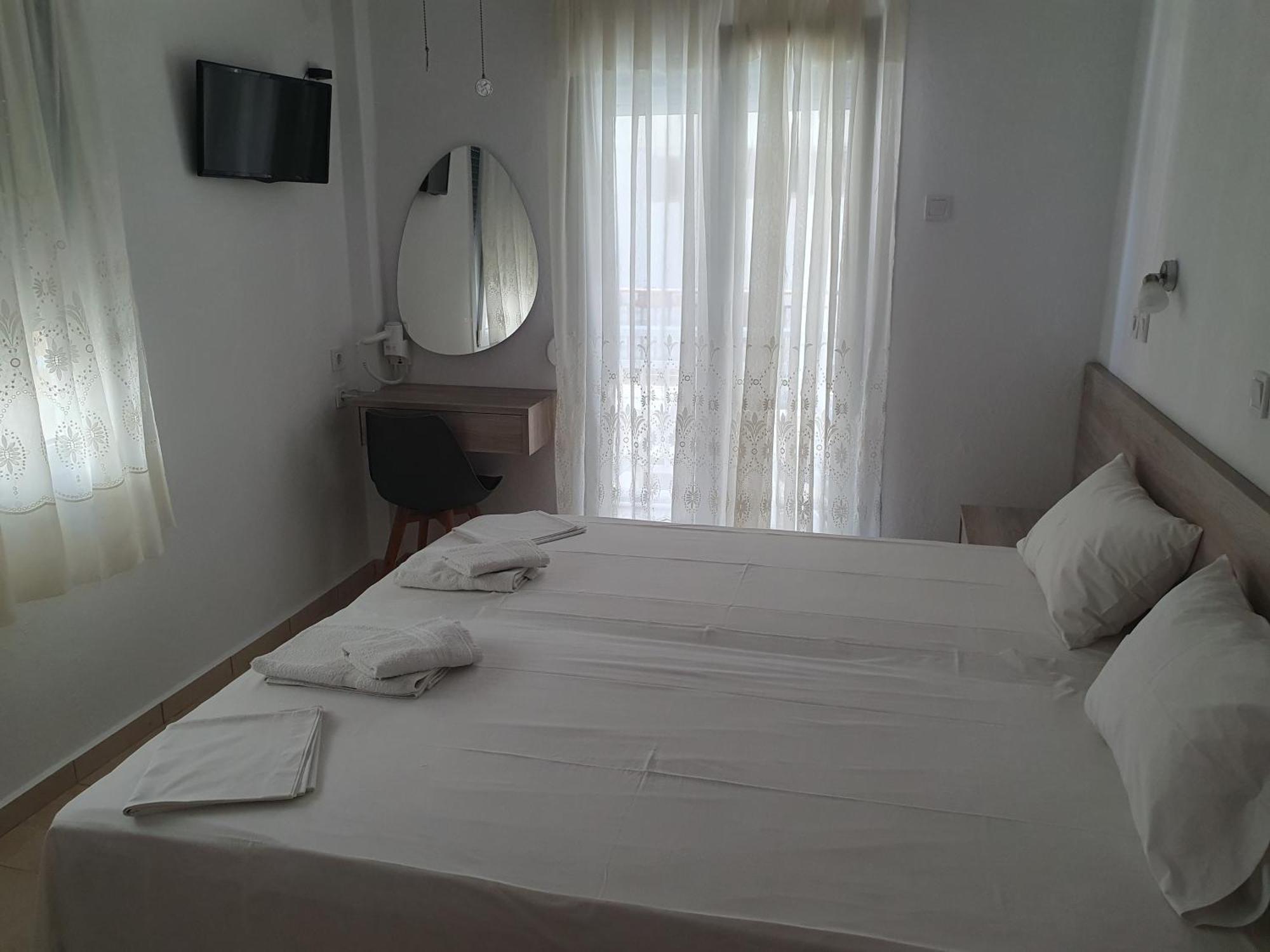 Toula'S Apartments Platamonas Exterior foto